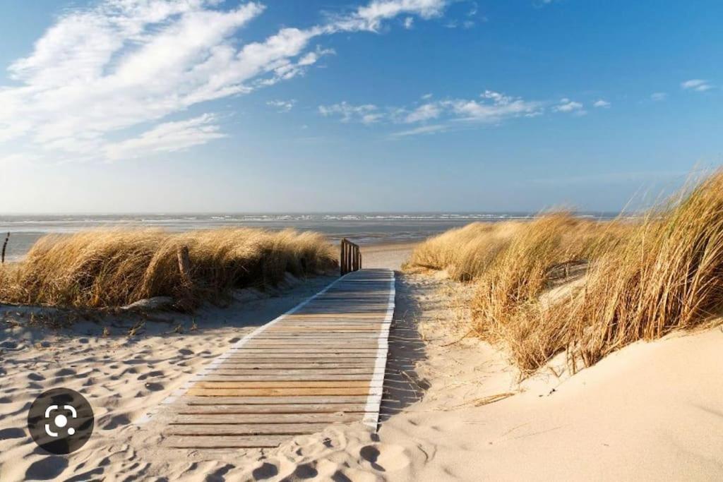 Gite Neuf Proche De La Plage Oye-Plage Exterior foto